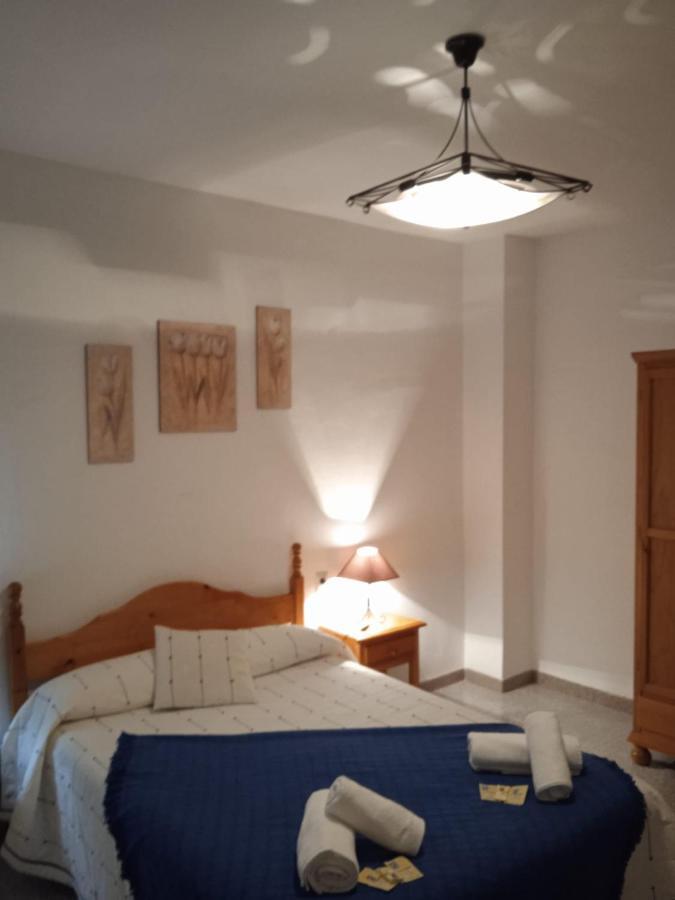 Pension La Sierra Cortes de la Frontera Exteriör bild
