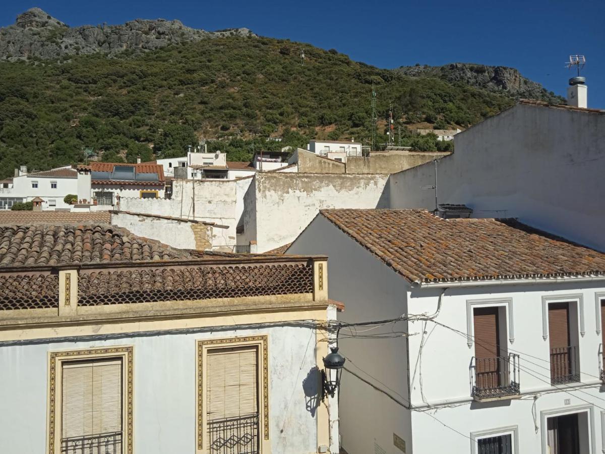 Pension La Sierra Cortes de la Frontera Exteriör bild