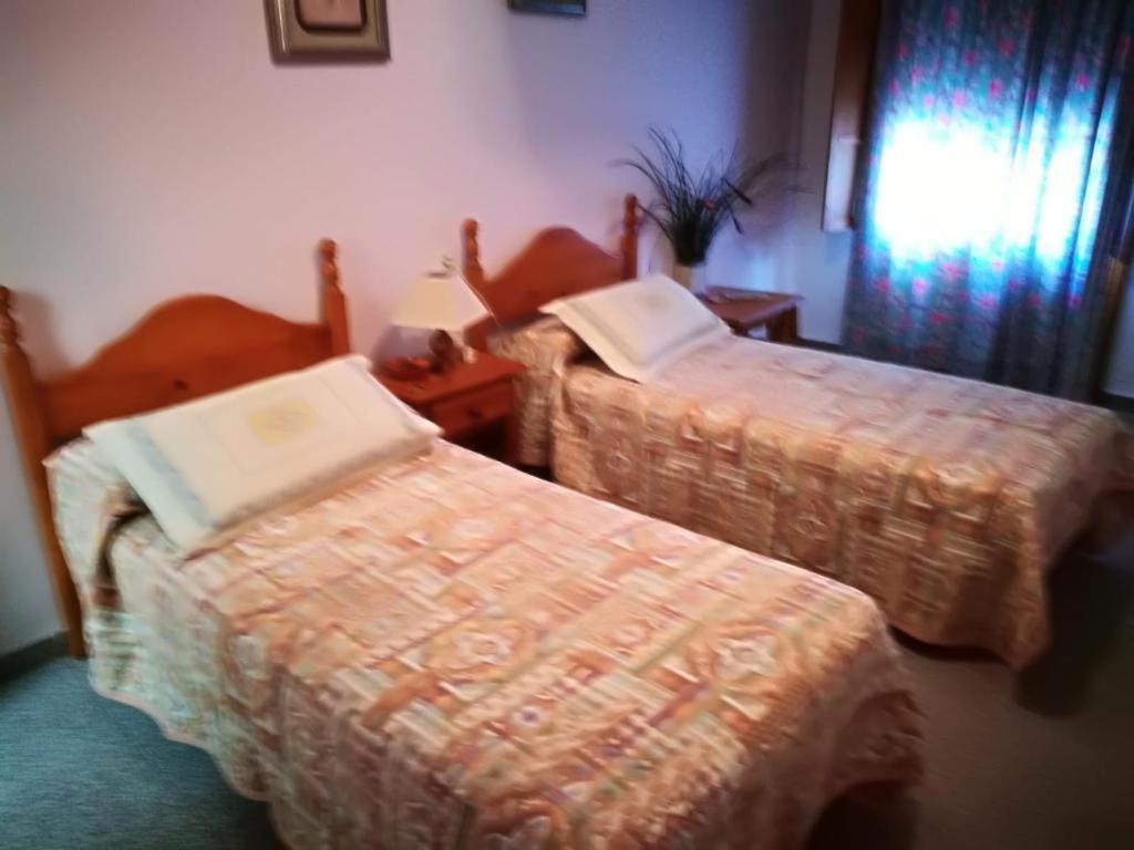 Pension La Sierra Cortes de la Frontera Exteriör bild